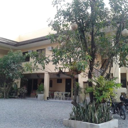 11Th Street Bed And Breakfast Bacolod Exterior foto