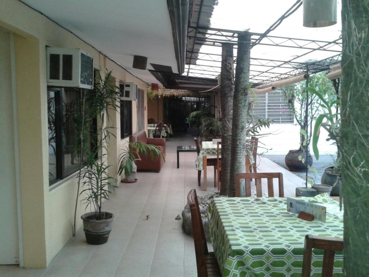 11Th Street Bed And Breakfast Bacolod Exterior foto